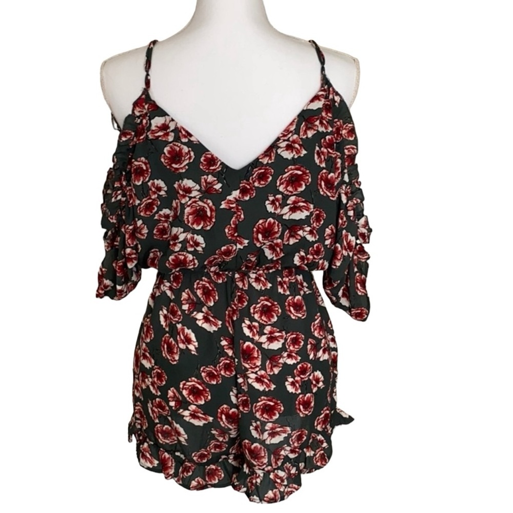 Rose Romper with Ruffles Off-Shoulder, Small Cottagecore - Picture 4 of 15
